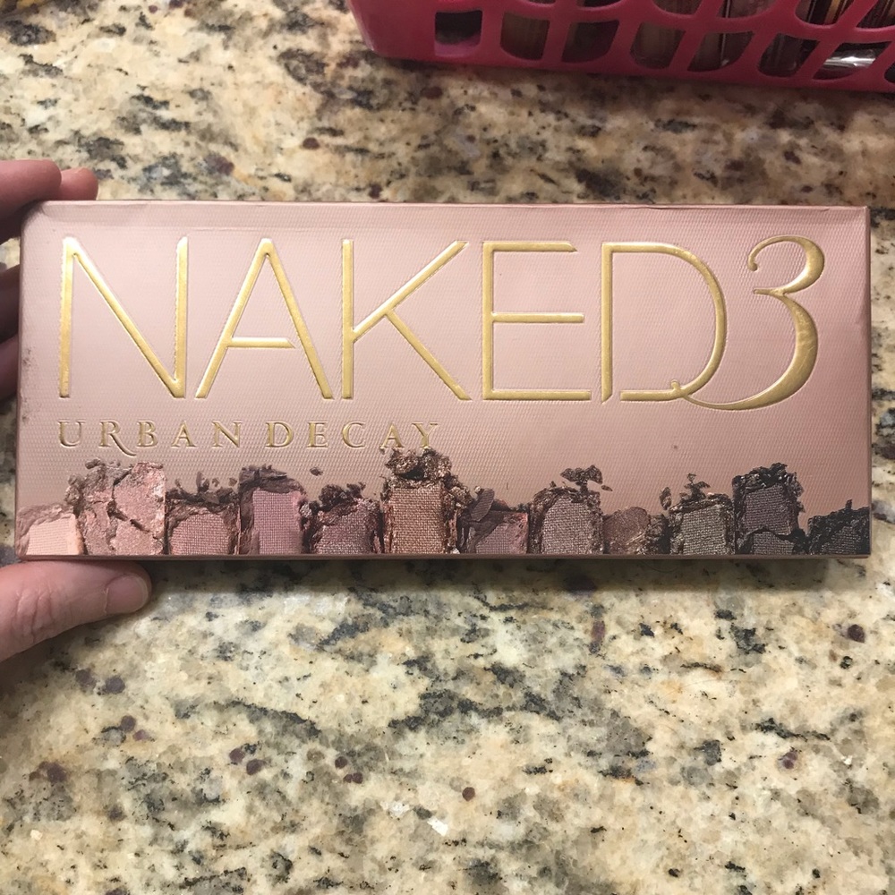 💞New!! Urban Decay Naked 3 Palette NEW!! 💞